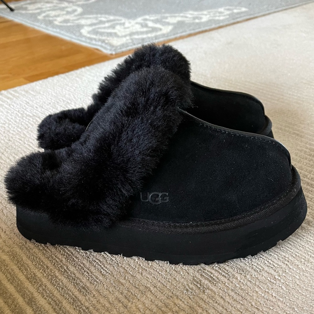 UGG Slipper